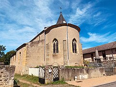 Eglise-Saint-Hippolyte-cote-sud-nef-et-chevet-Colombier-en-Brionnais-byRundvald.jpg