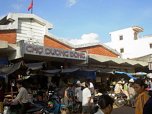 Dương Đông market