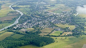 Vue aérienne du bourg.