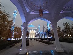 Muslim pride mosque Shali Chechnya 02.jpg