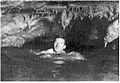 Norbert Casteret in der Grotte von Montespan