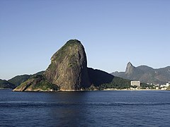 El Pan de Azúcar, y el Corcovado, en Río de Janeiro, parte de una familia de afloramientos rocosos empinados conocidos como hardhardts