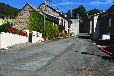 Une rue du village.