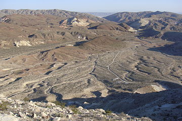 Gwastadedd llifwaddodol ym Mharc Cenedlaethol Red Rock Canyon, (California)