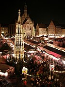 Christkindlemarkt у Нирнбергу, највећиа божићна пијаца