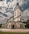 Eklektyczny kościół, sanktuarium św. Marii Magdaleny, wybudowana w I połowie XX w.