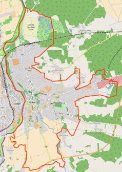 Mapa konturowa Gubina, u góry po lewej znajduje się punkt z opisem „Stadion Miejski w Gubinie”