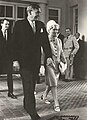 1968年的戈顿爵士与他的妻子贝蒂娜
