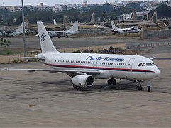 Máy bay Airbus A320-233 của hãng trước giai đoạn sử dụng thương hiệu Jetstar. Chiếc máy bay này đã bị xóa sổ trong một vụ tai nạn năm 2007.