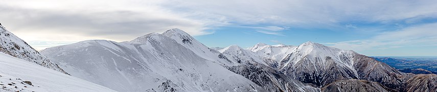 View from Foggy Peak to Castle Hill Peak, Torlesse Range, New Zealand.jpg