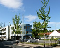 Hauptgebäude und Einfahrt der BPOLD Pirna