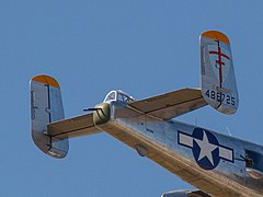 D) North American B-25 Mitchell mit Doppelleitwerk