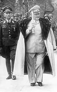 Hermann Göring, Zobelbesatz und Pelzfutter (1942)