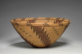 Great Basin, Panamint- Shoshone, late 19th century - Food or Serving Bowl (Presentation Bowl) - 1917.482 - Cleveland Museum of Art.tif