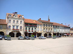 Zentraler Platz von Marciac