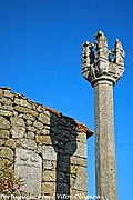 Pelourinho de Castelo de Ferreira de Aves - Portugal (11590148585).jpg