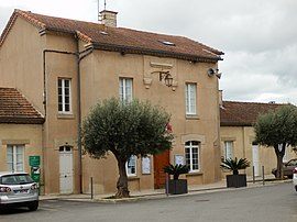 The town hall in Pauligne