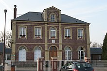 Saint-Vincent-Cramesnil - mairie.JPG