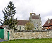 Vez (60) Église 03.JPG