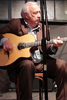 Marcel Campion dans un café en 2013