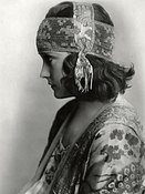 Gloria Swanson, actriță americană