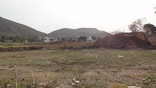 Caldera Der Diablo PoliDeportivo Simon Bolivar (Luis Ramos) - panoramio (2).jpg