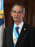 Foto oficial de Álvaro Colom (cropped 1).png