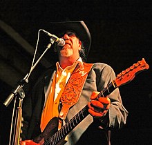 Ray Benson performing in April 2008