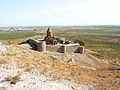 English: NW view, with Surp Astvatsatsin in the center and Surp Gevork on the right. Français : Vue depuis le nord-ouest, avec Sourp Astvatsatsin au milieu et Sourp Gevork à droite.