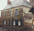Après la vente de Montergon, Lucrèce de Mergot et Claude d'Escuillé habitaient cette maison.