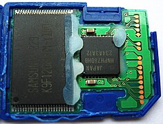 SD-Platine (Panasonic, 64 MB), Anfang 2000er Jahre.