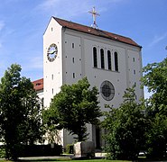 St. Pius Muenchen-1.jpg