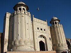 Puerta de Alamgiri.