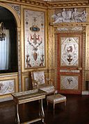 Decoración de estilo neoclásico francés pintado a la maniera grottesca rafaelesca en el palacio de Fontainebleau (años 1780).