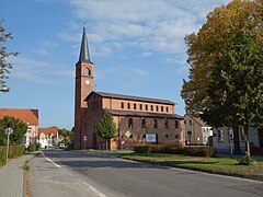 Dorfkirche Saarmund 2019 SSW.jpg