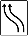 Zeichen 511-11 Verschwenkungstafel; Darstellung ohne Gegenverkehr: zweistreifig nach links
