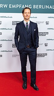 Thumbnail for File:MKr24470 Tom Schilling (NRW-Empfang, Berlinale 2023).jpg