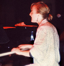 Myra Melford in Helsinki in 1993. Photo by Michael Wilson