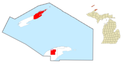 Location within Keweenaw County (red) and the administered CDP of Eagle River (pink)