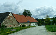 Čeština: Dům čp. 1 ve vsi Mutyněves v okrese Jindřichův Hradec, Jihočeský kraj. English: House No 1 in the village of Mutyněves, Jindřichův Hradec District, South Bohemia, Czech Republic.