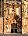 Portal główny do kościoła klasztornego Santa María da Vitória w Batalha