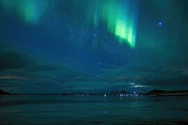 039 Northern lights over Mývatn (Iceland) Photo by Giles Laurent.jpg