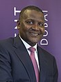 Aliko Dangote o homem mais rico da Nigéria.