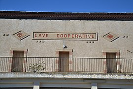 Ancienne cave coopérative.