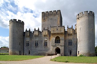 Château de Roquetaillade (1850-1870), castillo del siglo XIV restaurado por Viollet-le-Duc