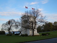 Peace-Arch-3605.jpg