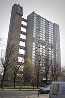 Balfron Tower Lontoossa, 1967, brutalismi