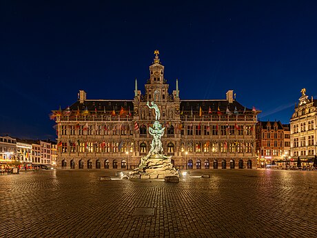 8. Stadhuis Antwerpen by T meltzer