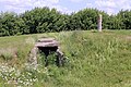 Das Großsteingrab Langeneichstädt mit der Menhirstatue der Dolmengöttin