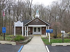 Roslyn Harbor Village Hall in 2016